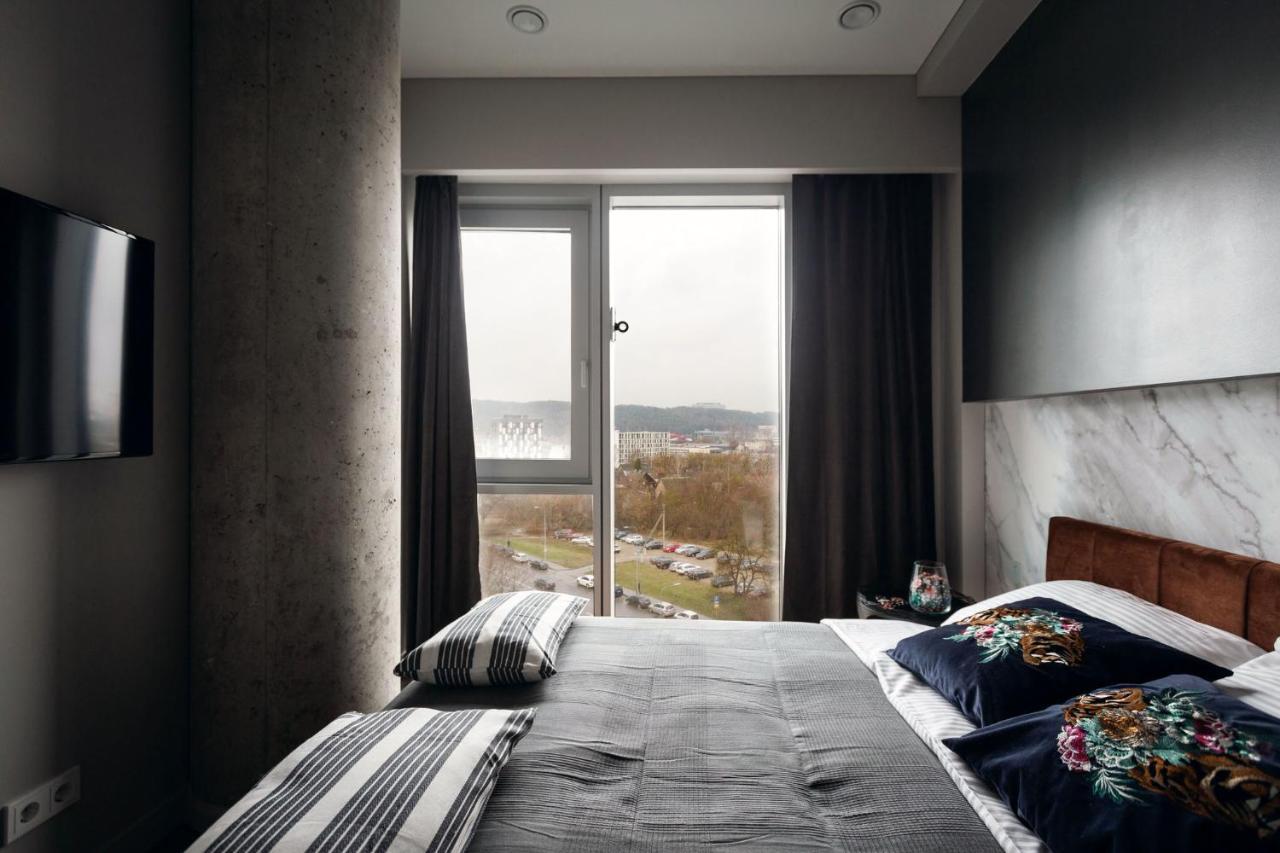Brand New James Bond City Center Vilnius Exterior photo