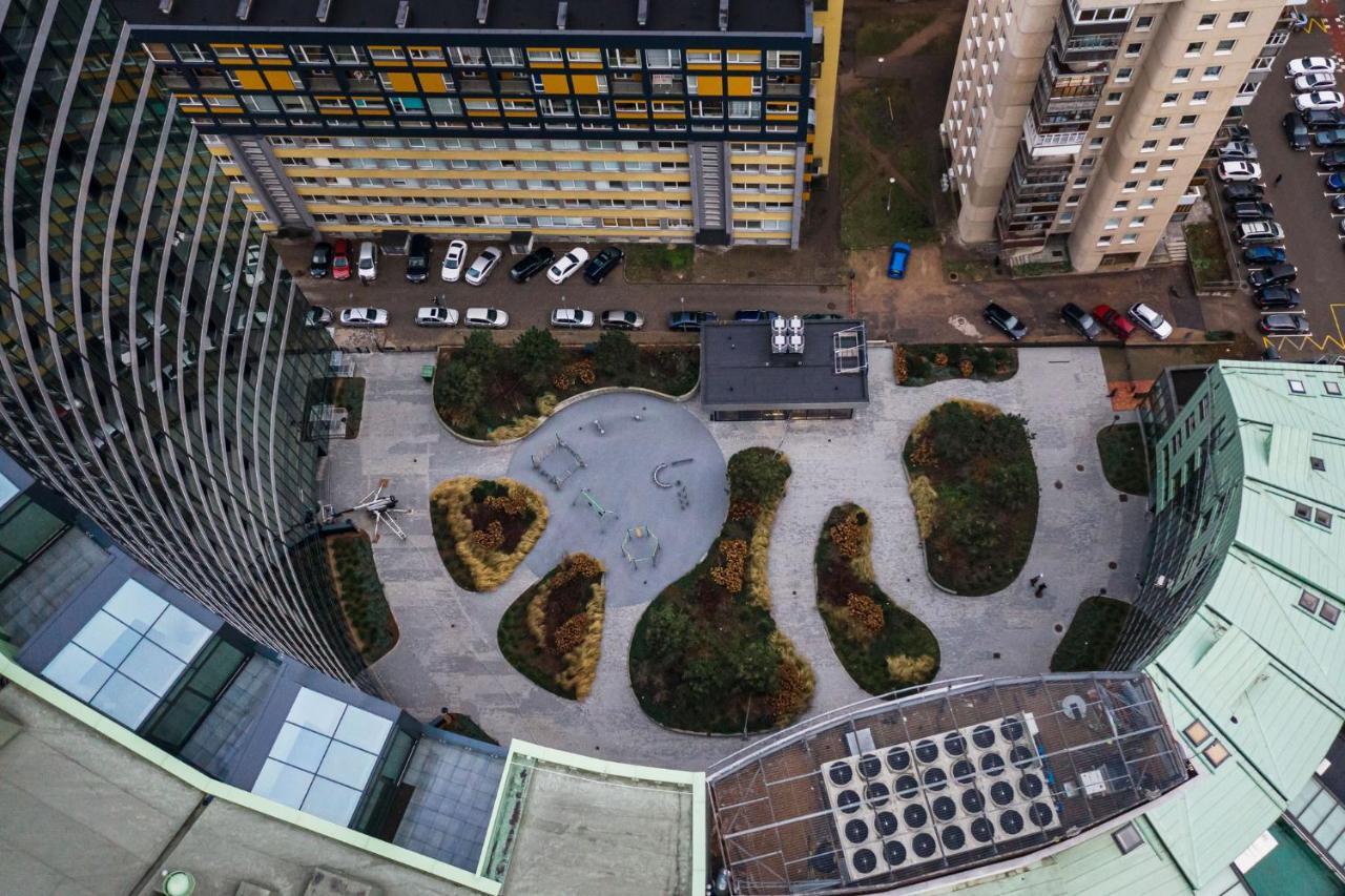 Brand New James Bond City Center Vilnius Exterior photo
